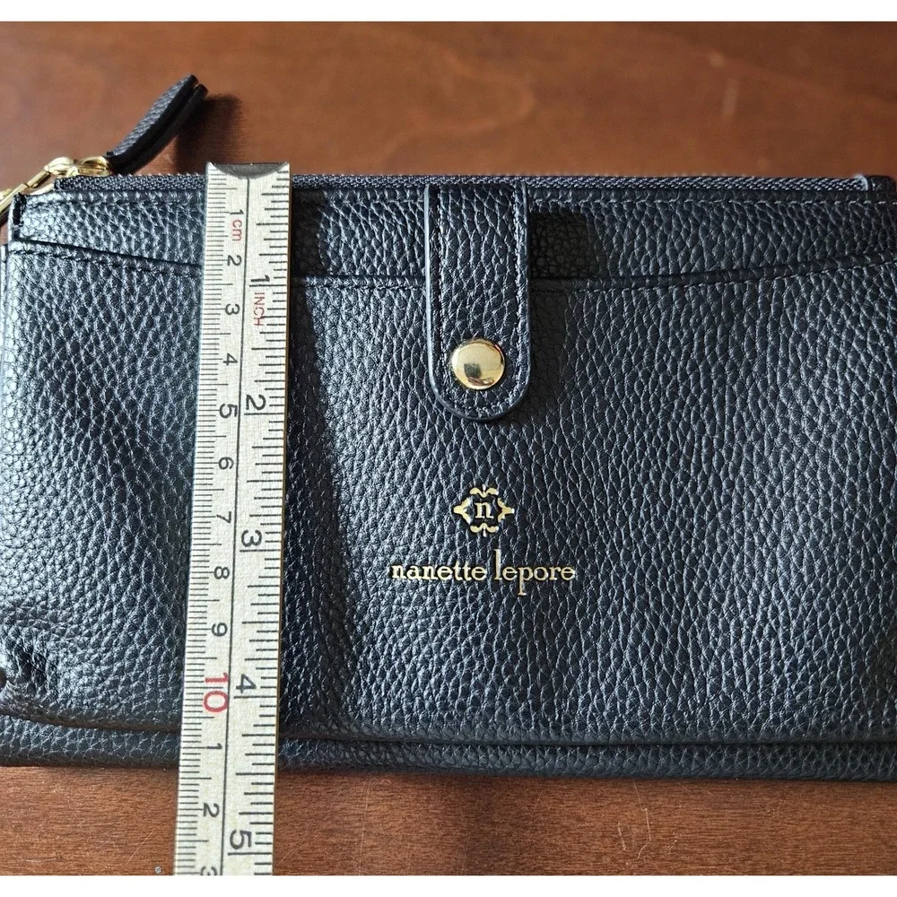 Nanette Lepore Black Pebbled Wristlet Wallet Clutch Zip Around‎ Card Holder - Picture 6 of 7